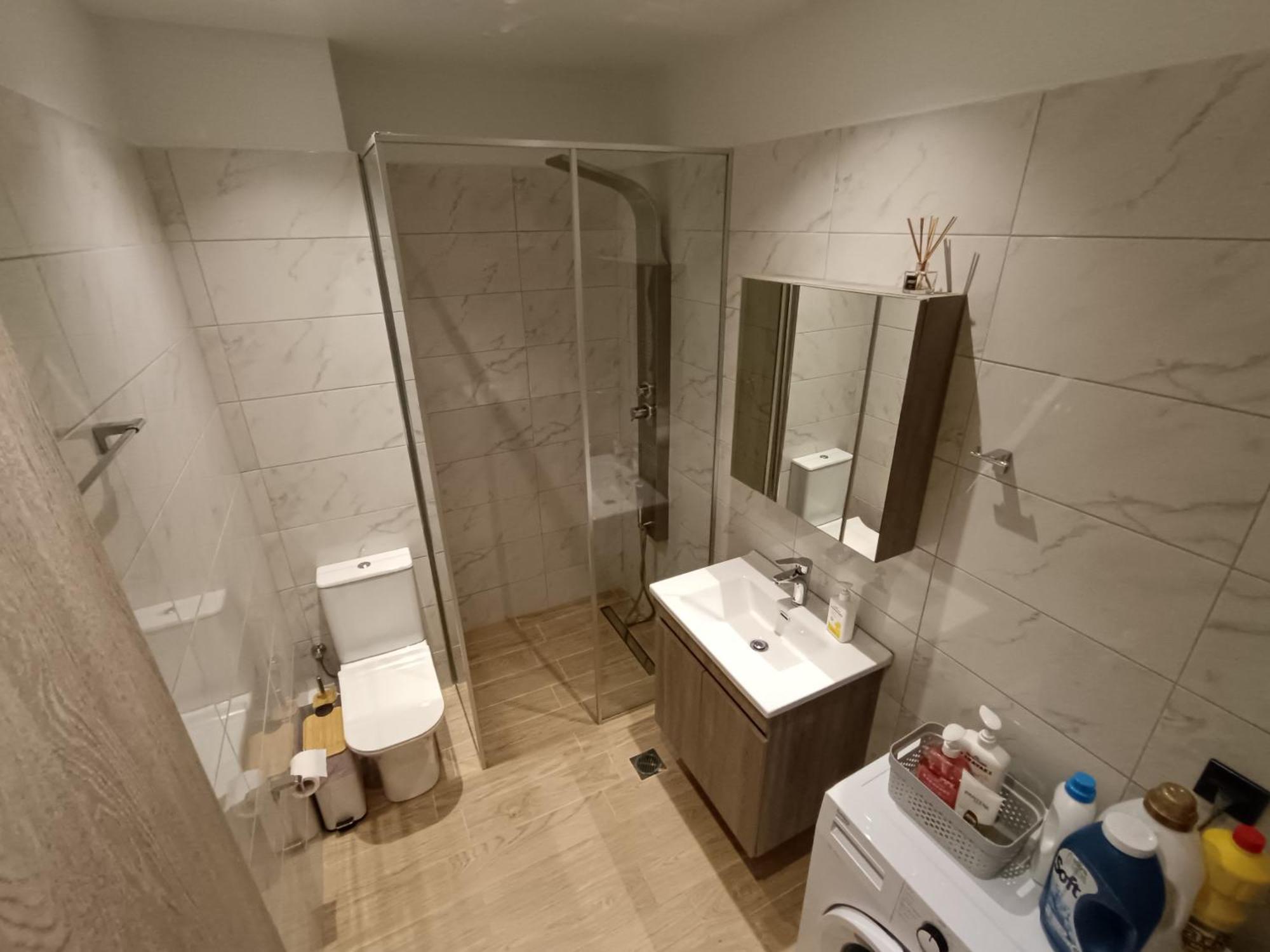 Giolanda Patrasso - Modern Apartment In The Center Of Patras Bagian luar foto