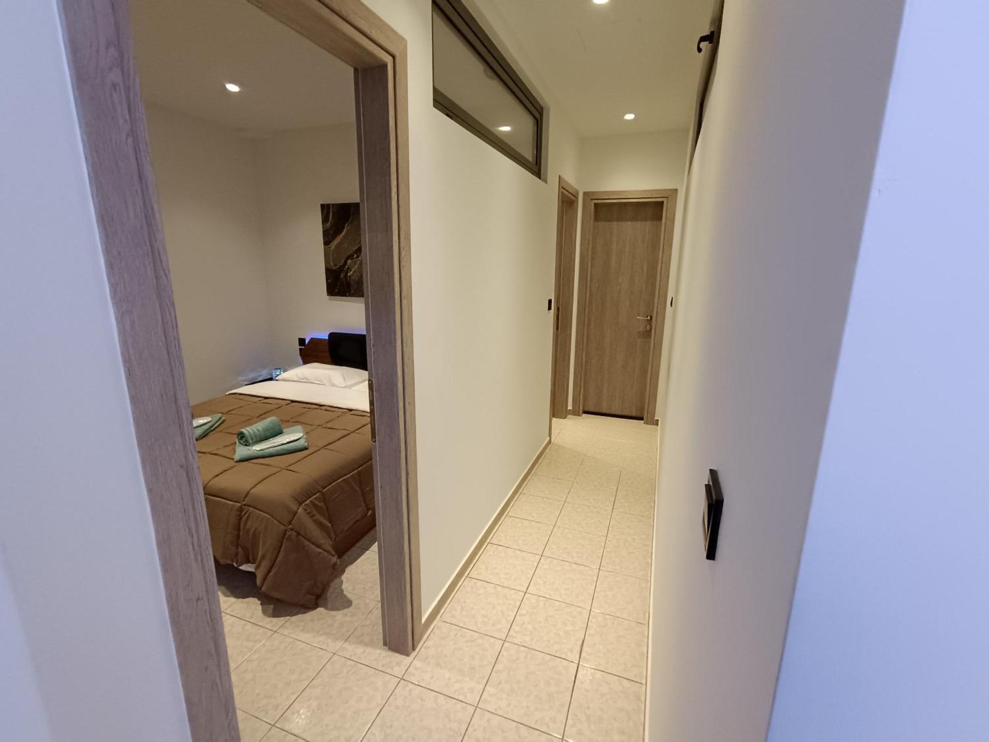 Giolanda Patrasso - Modern Apartment In The Center Of Patras Bagian luar foto